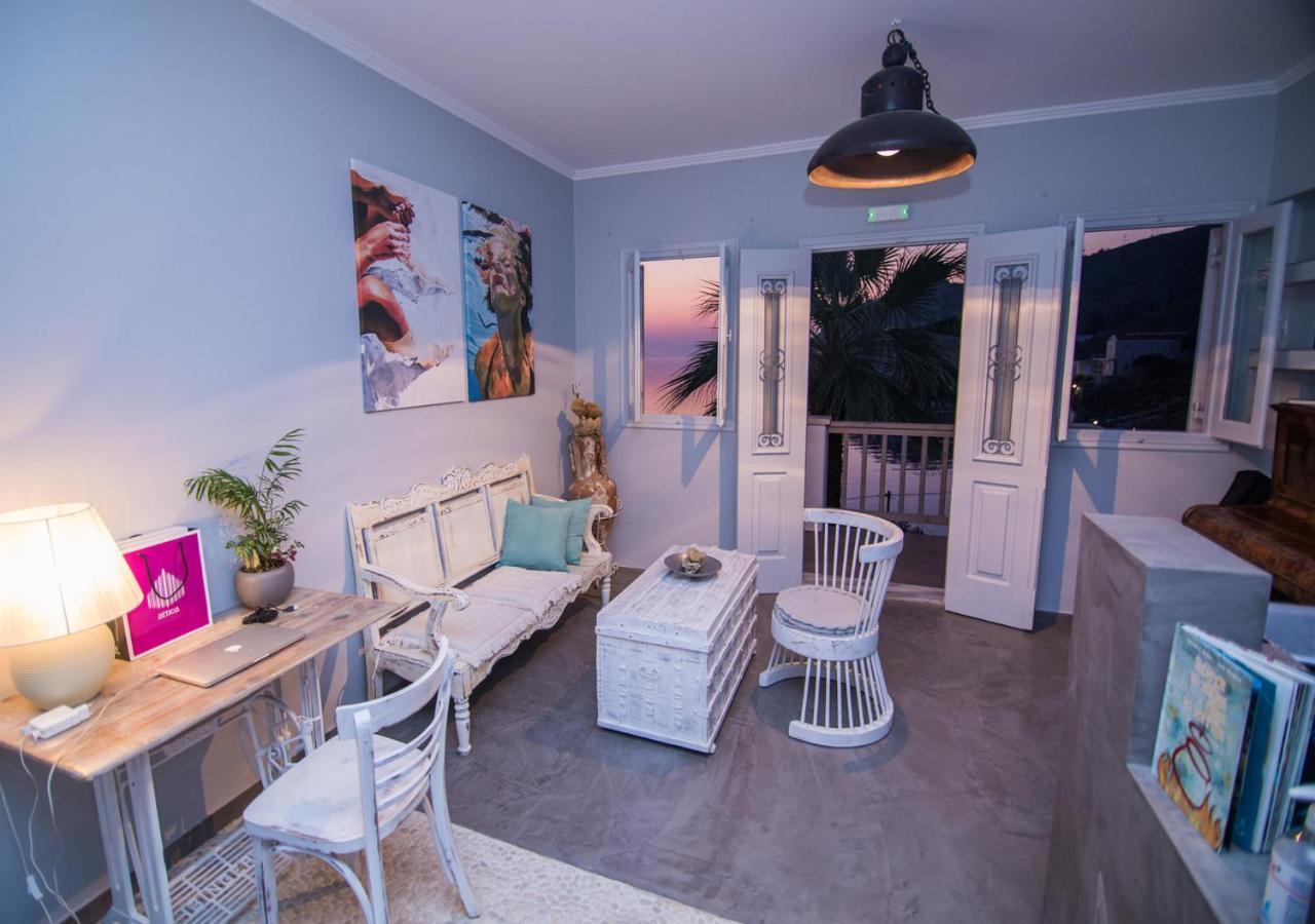 Niriides Hotel Apartments Symi Bagian luar foto