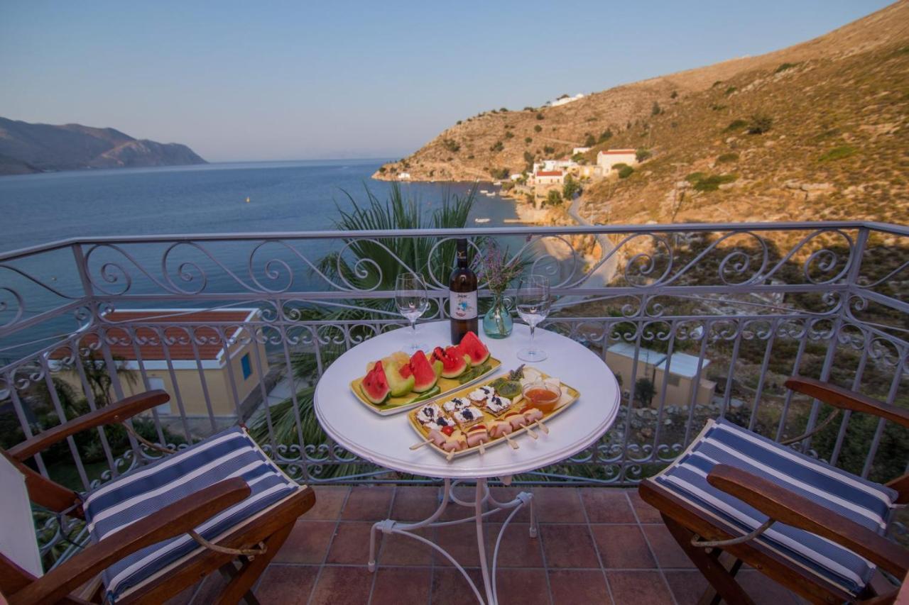 Niriides Hotel Apartments Symi Bagian luar foto