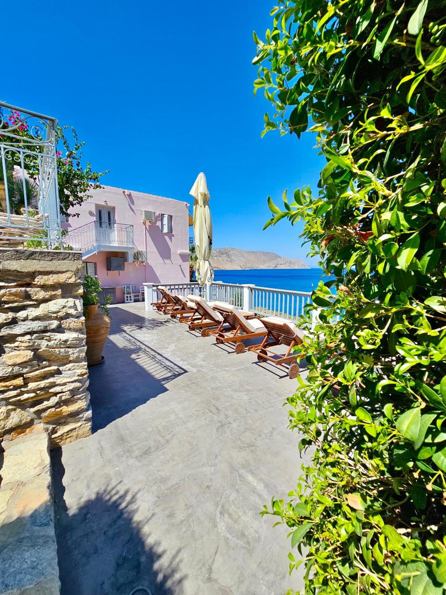 Niriides Hotel Apartments Symi Bagian luar foto