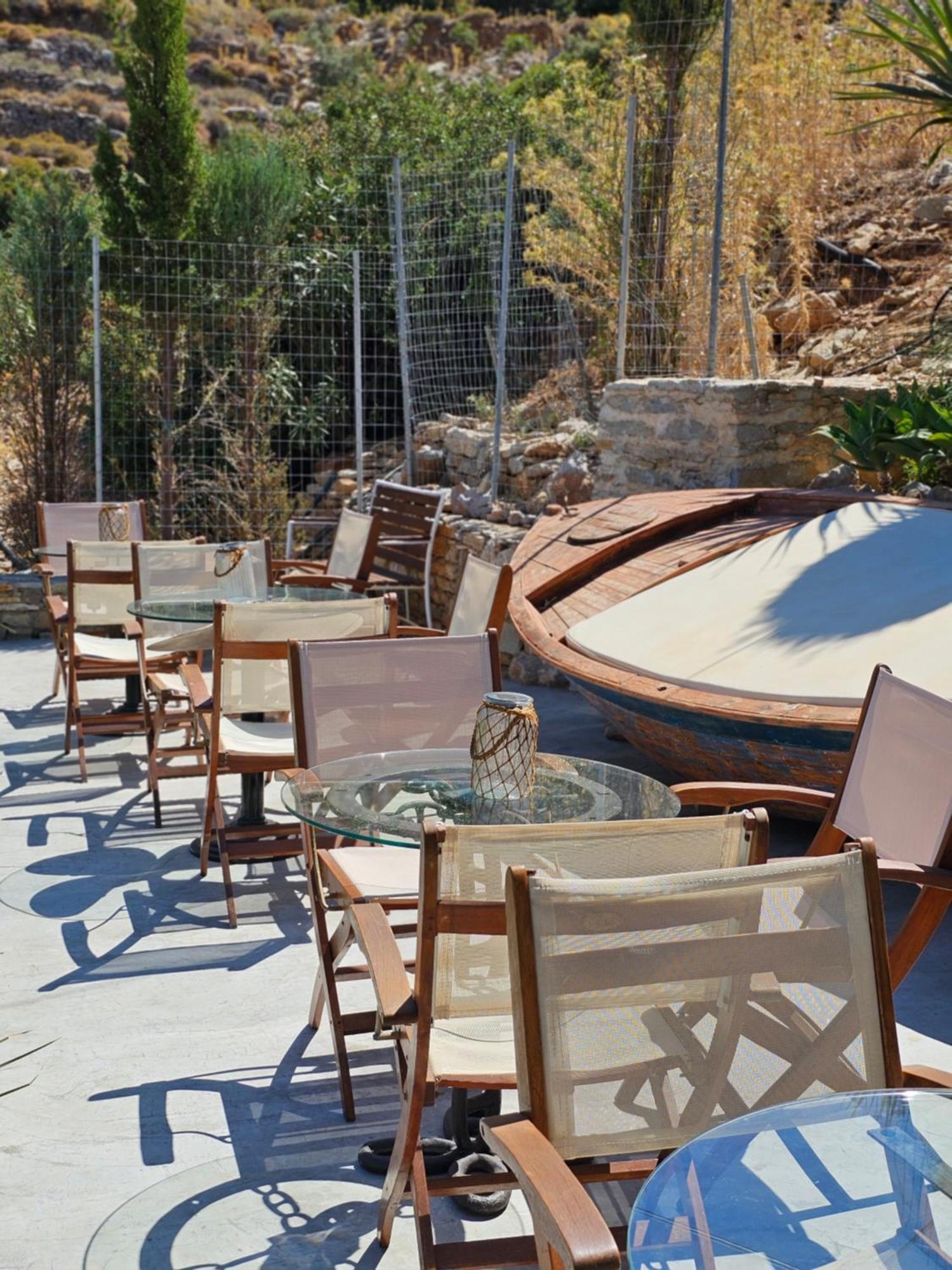 Niriides Hotel Apartments Symi Bagian luar foto